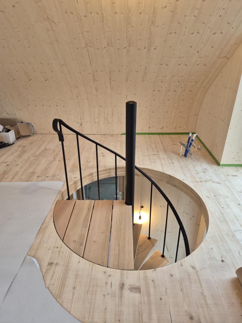 Stalen spiltrappen op maat – Al meer dan 40 Jaar vakmanschap