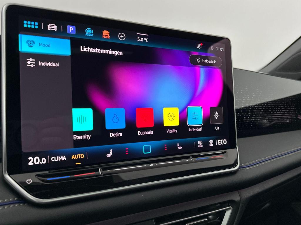 Volkswagen Tiguan r-line edition plug in hybride 204 pk black style pakket