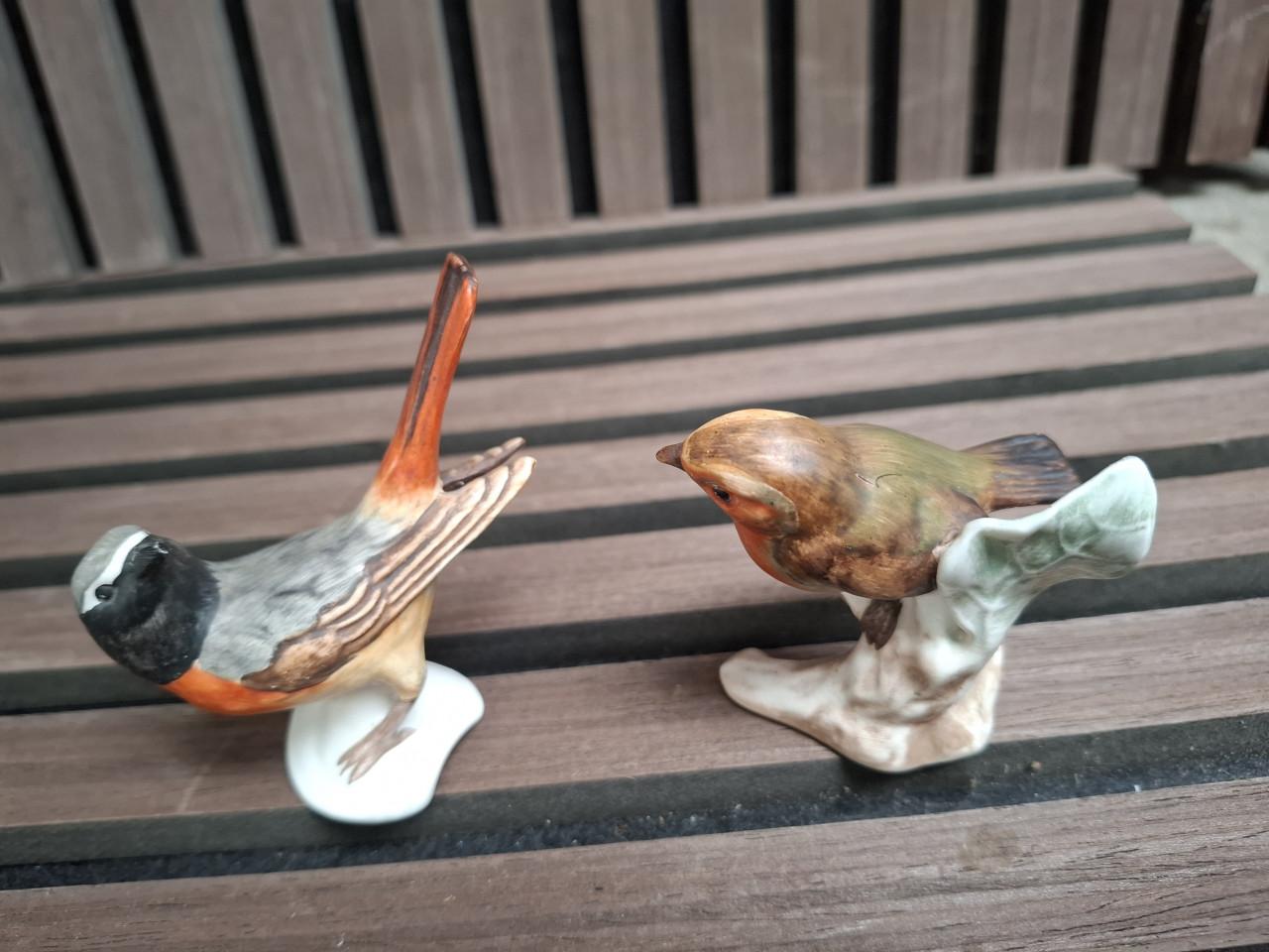 Twee Goebel porseleinen vogelfiguren, W. Germany