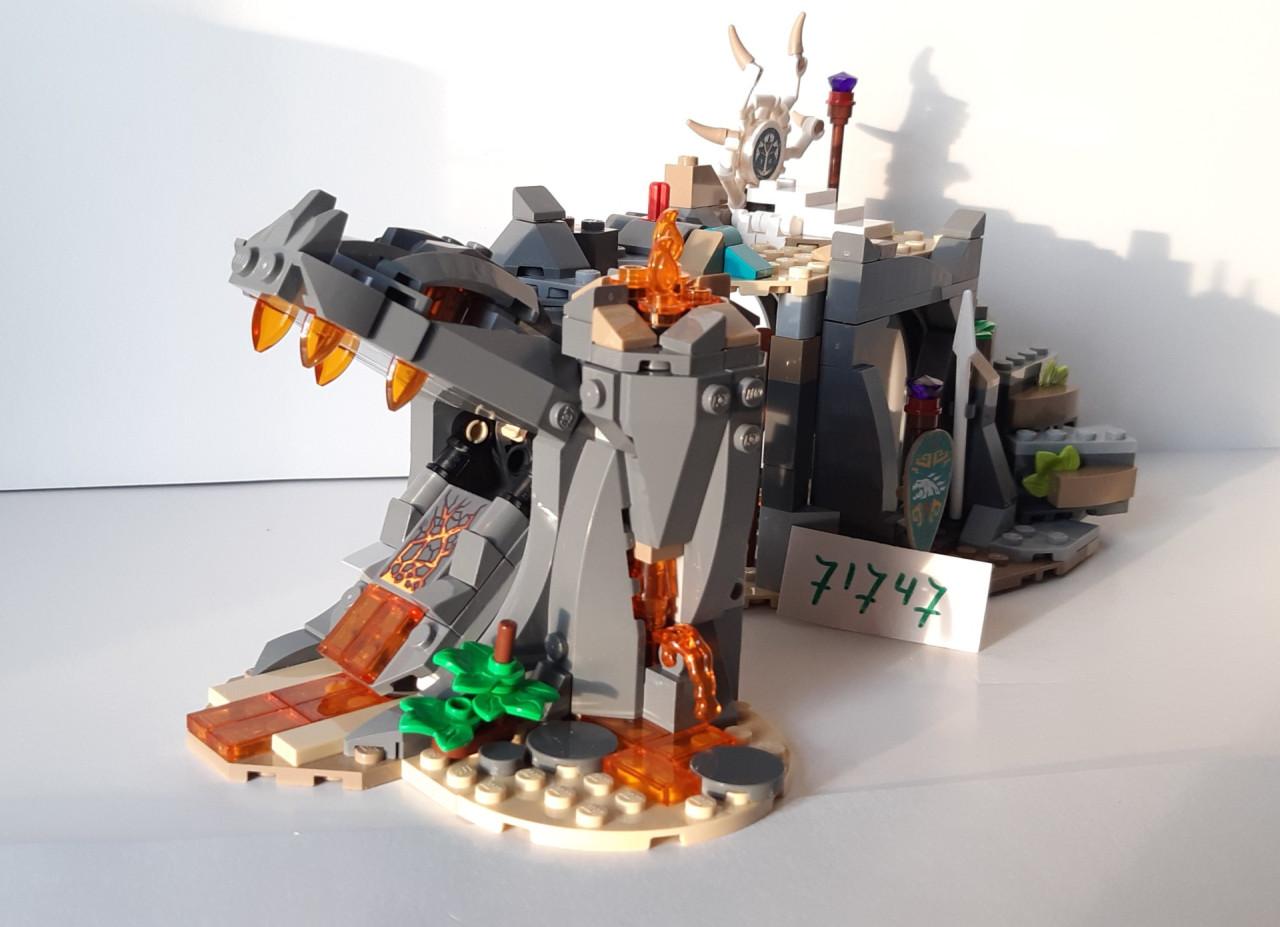 LEGO NINJAGO 71747: Het Dorp van de Beschermers