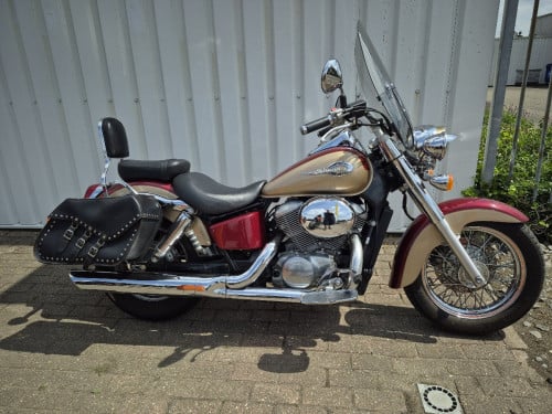 Honda Shadow VT750 Classic met weinig Km