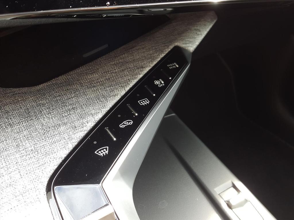 Peugeot 3008 gt 1.2 hybrid(mild) 136pk automaat navi | apple carplay & andr