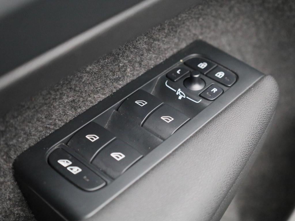 Volvo XC40 1.5 t4 plug-in hybrid plus bright | automaat | apple carplay / a