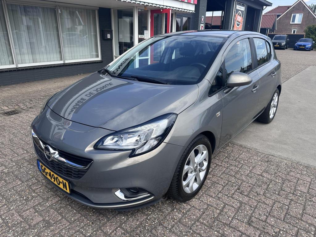 Opel Corsa 1.4 color edition