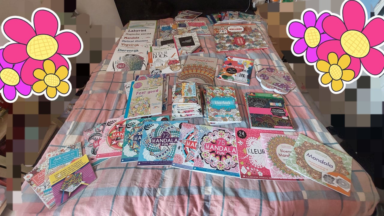 72 kleurboeken te koop!