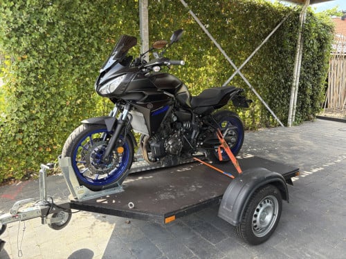 Motortrailer aanhanger te huur