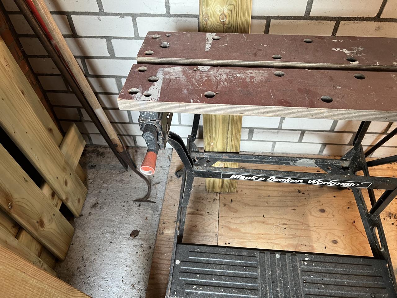 Verstelbare werkbank