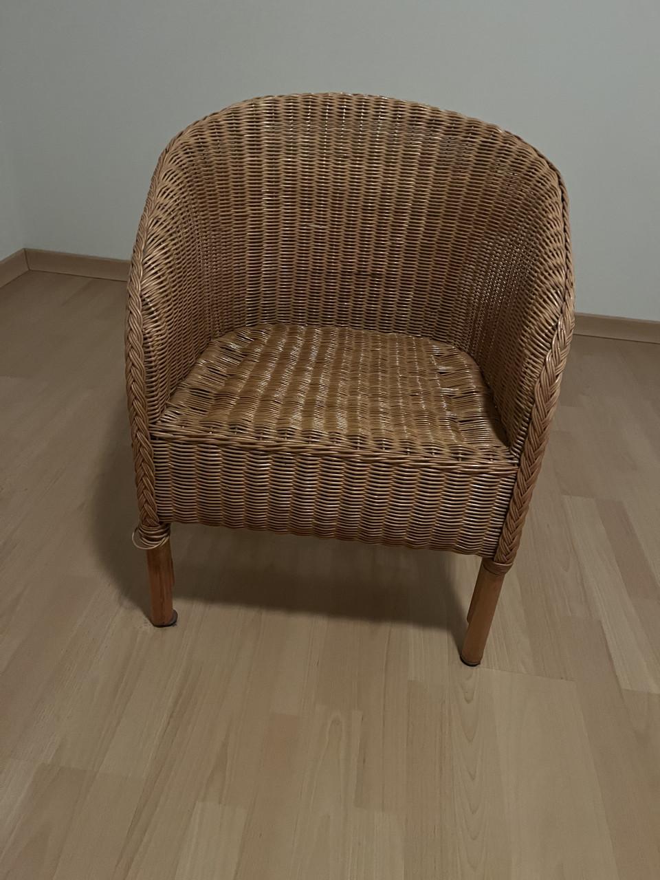 Rieten stoeltje