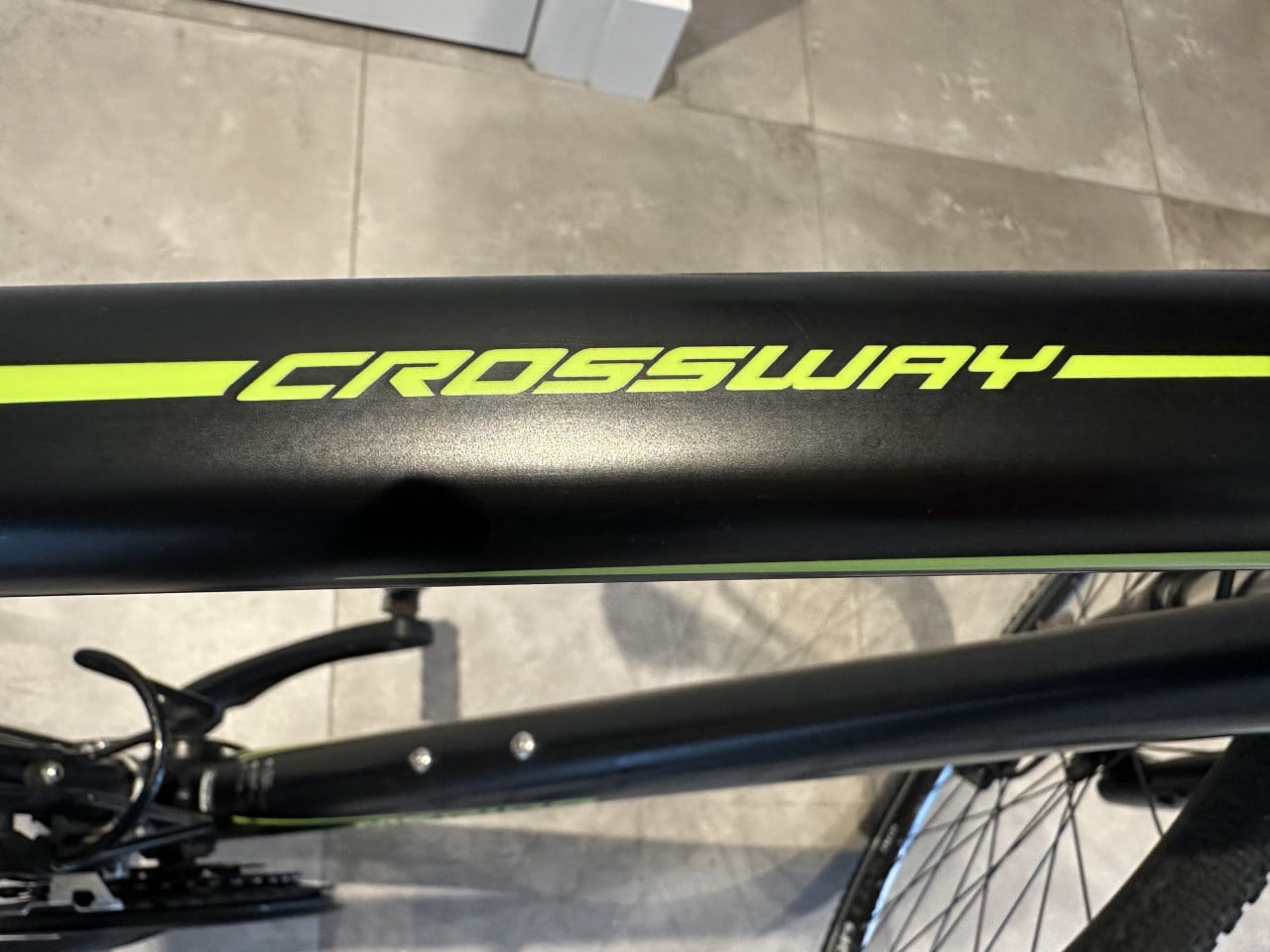 Merida Crossway 300 - Zeer nette staat - Hybride trekking fiets