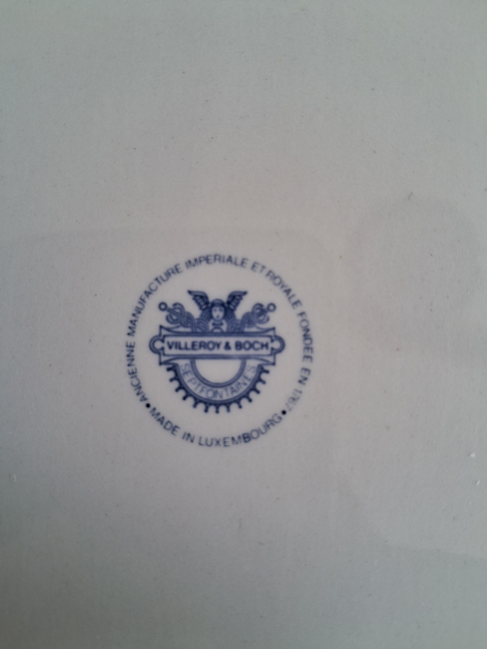 Klederdrachtservies