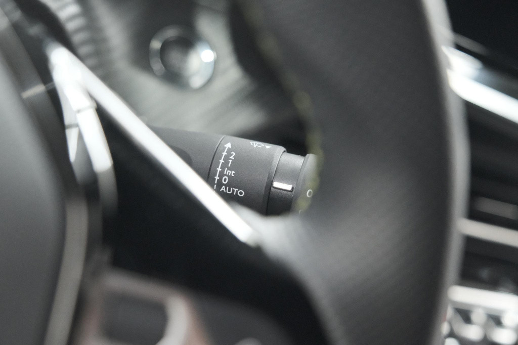 Peugeot 208 puretech 100 gt | camera | navigatie | apple carplay | parkeers