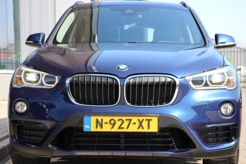 BMW X1 xdrive25i centennial high executive | leder | navi | cruise
