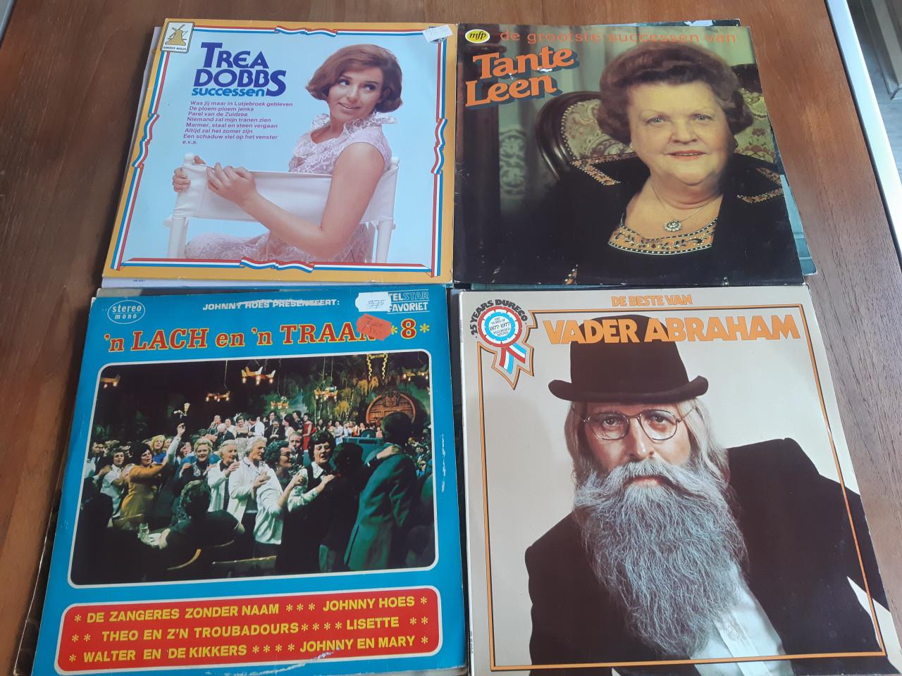 12 Nederlandstalige lp's