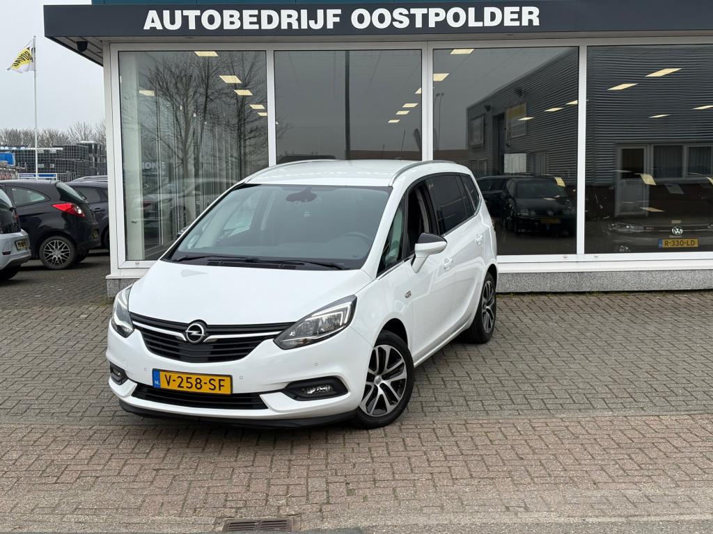 Opel Zafira tourer grijskenteken ! 2 persoons