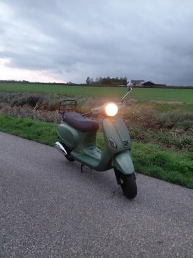 Nette scooter te koop