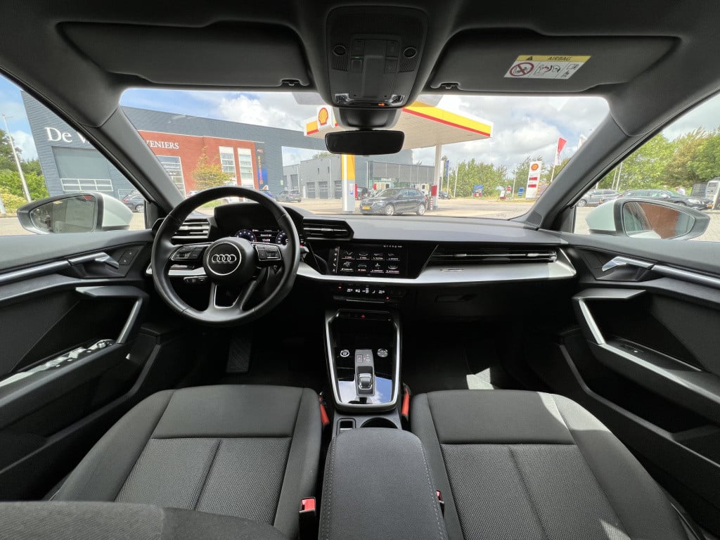 Audi A3 limousine 30 tfsi pro line | apple-/android | digit. cockpit | dab+