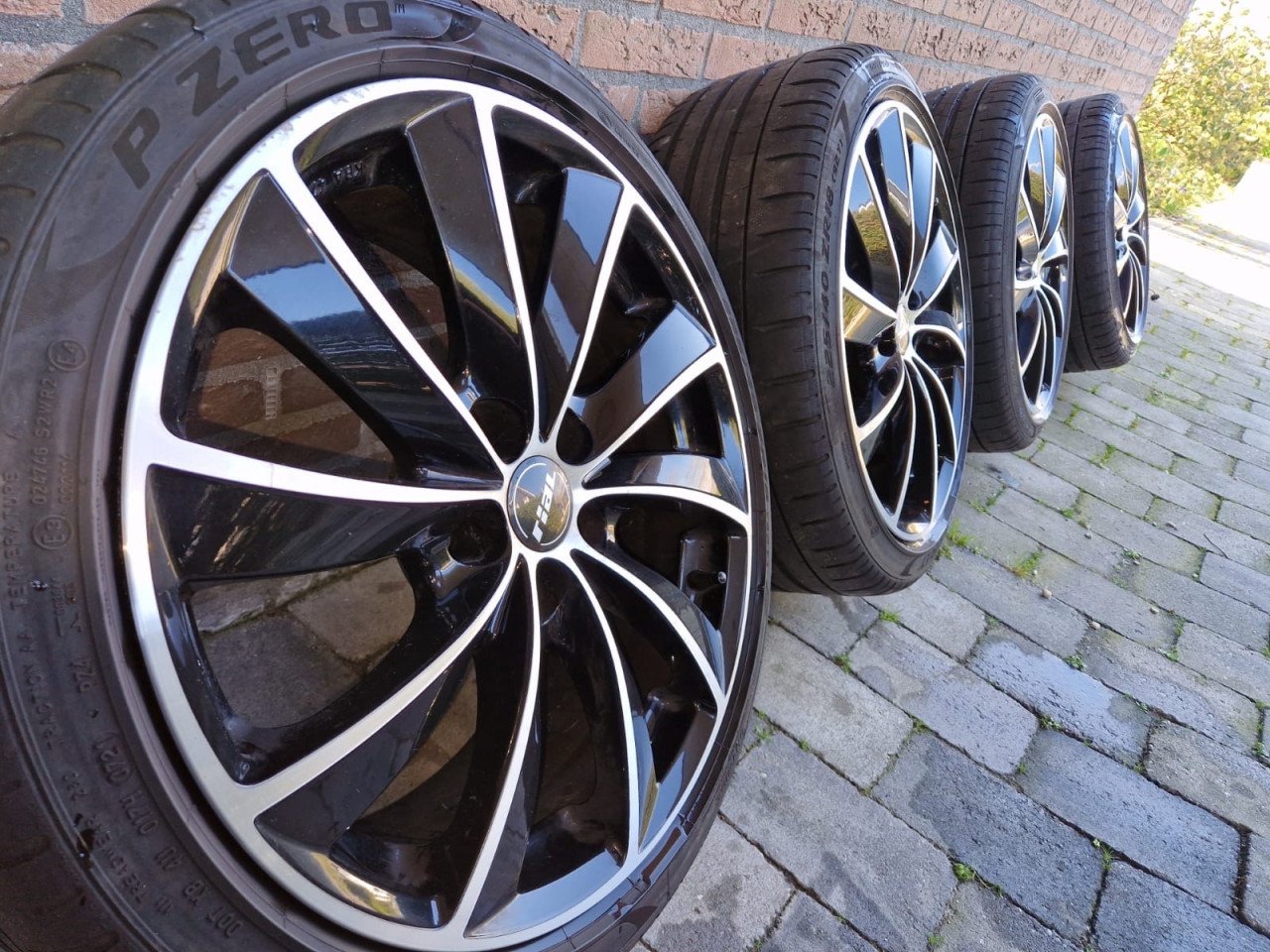 Velgen 18 inch