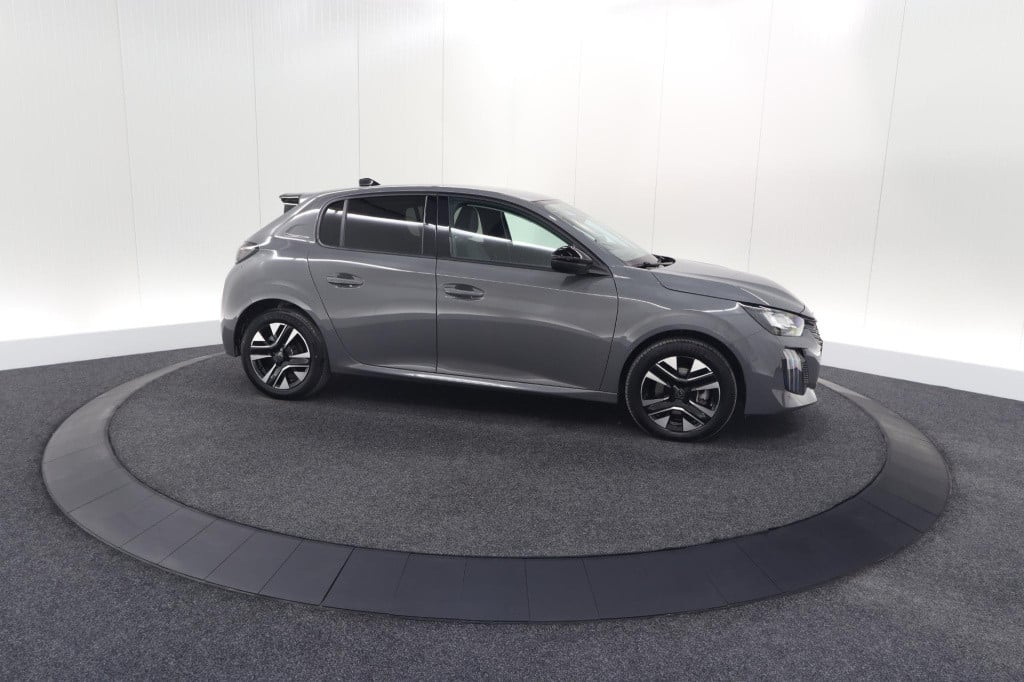 Peugeot 208 hybrid 100 e-dcs6 allure | camera | keyless entry | apple carpl