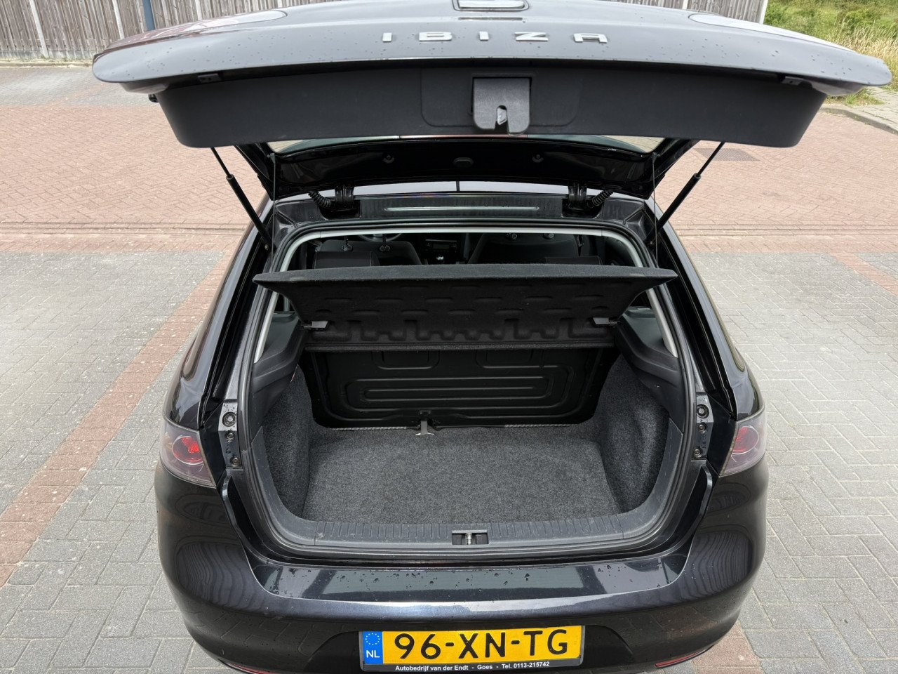 Seat Ibiza 1.6 77KW 5DRS 2007 Zwart