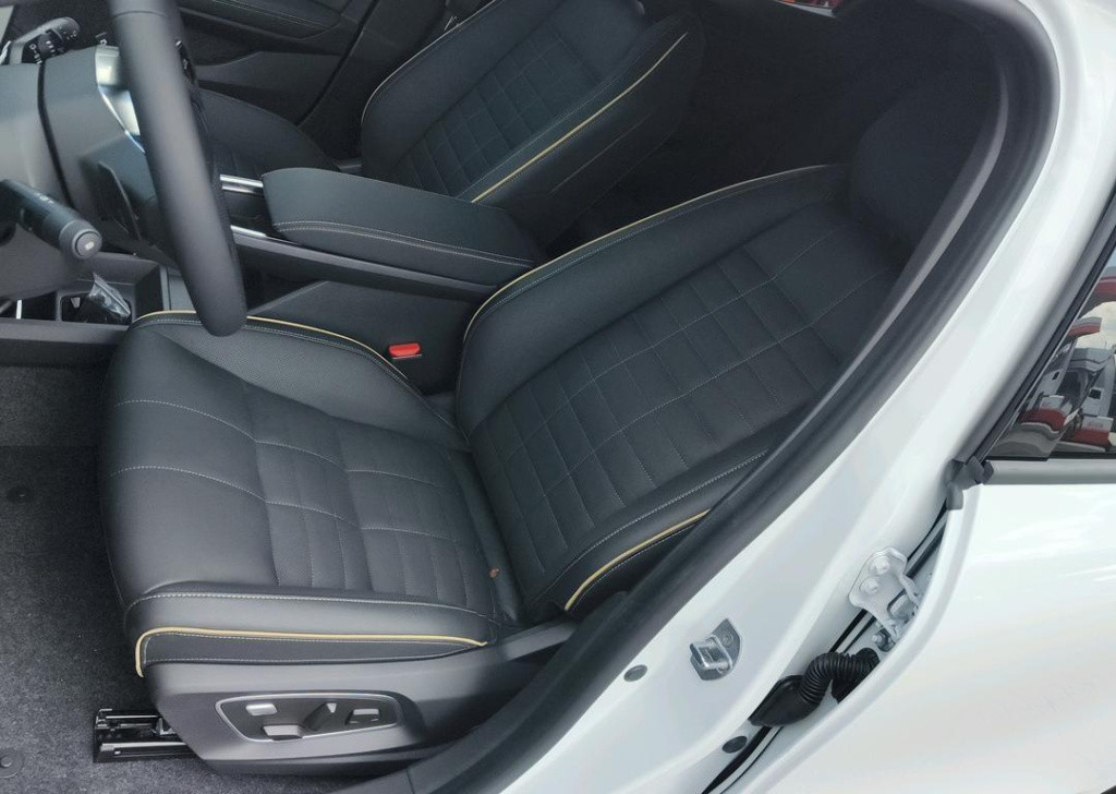 Renault Megane E-tech comfort range iconic 60 kwh - pack advanced drive ass