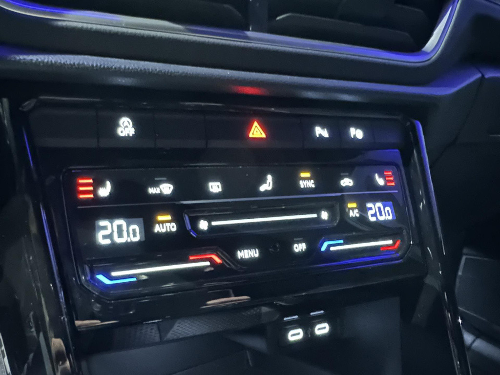 Volkswagen T-roc 1.5 tsi r-line edition *keyless*winterpakket*camera*