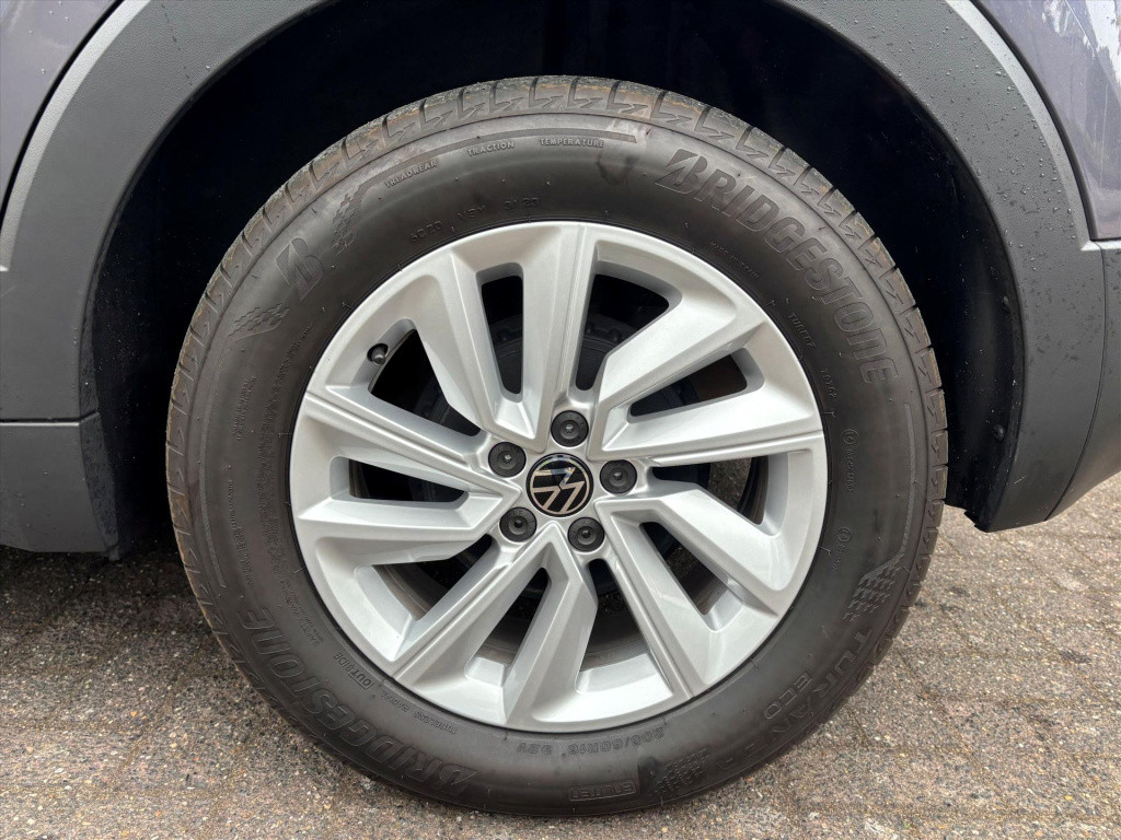 Volkswagen T-cross 1.0 tsi 95pk life apple carplay| adapt cruise| rijklaar 