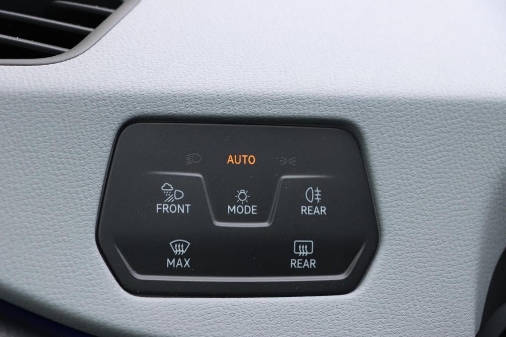 Volkswagen Id.3 pro 58 kwh | soh 94,9% |