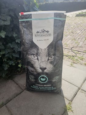 Riverwood Large Breed Ultra Premium Cat Food