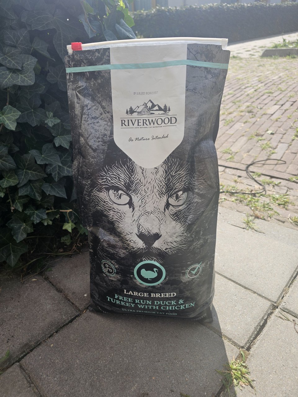 Riverwood Large Breed Ultra Premium Cat Food