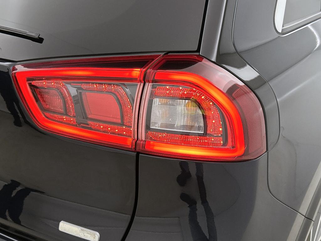 Kia Niro 1.6 gdi hybrid executiveline | trekhaak | jbl | schuifdak | stoelv