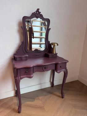Sfeervolle vintage kaptafel in Louis XV-stijl 💜