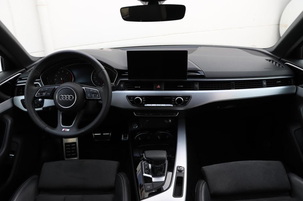 Audi A4 avant 40 tfsi s edition 190pk s tronic