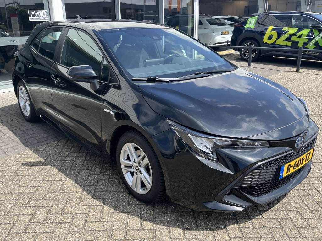 Toyota Corolla | net binnen | 1.8 hybrid active | navigatie | camera | trek