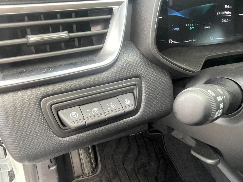 Mitsubishi Colt 1.6 hev intense+