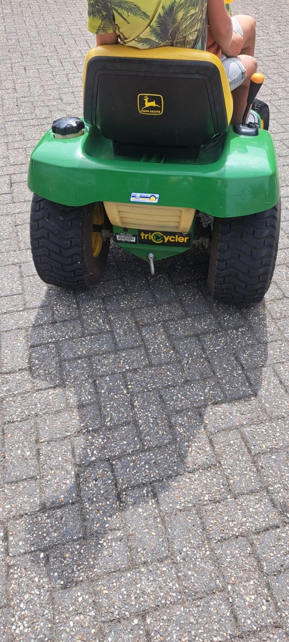 John Deere zitmaaier (zonder maaidek)