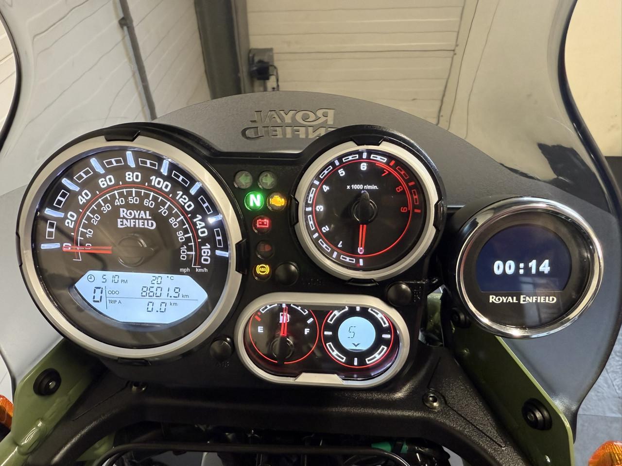 Jonge en nette Royal Enfield Himalyan 8600km en beurt!