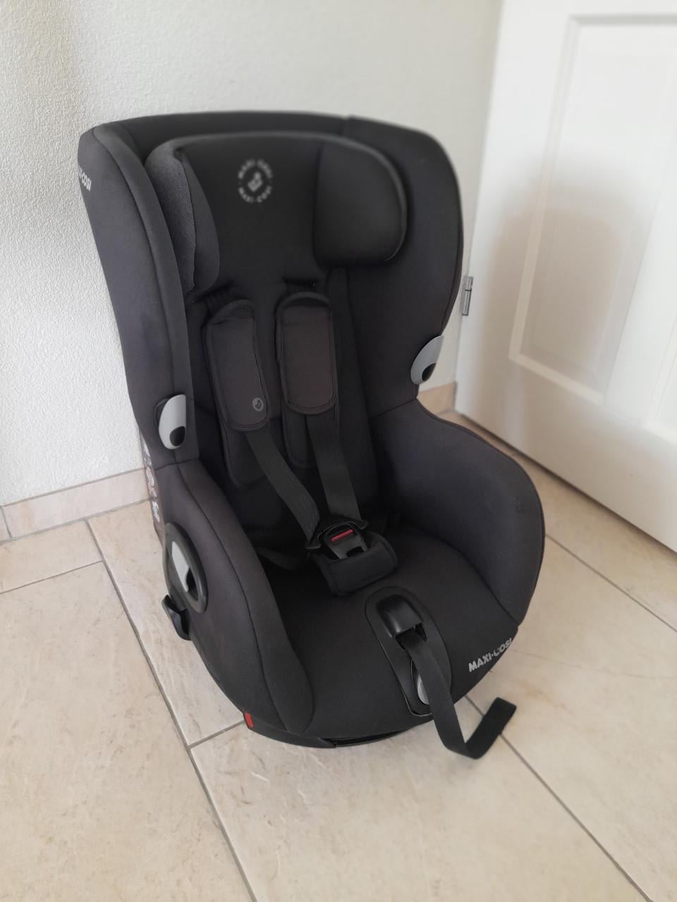 Maxi cosi Axiss DRAAIBAAR (in goede nette staat )