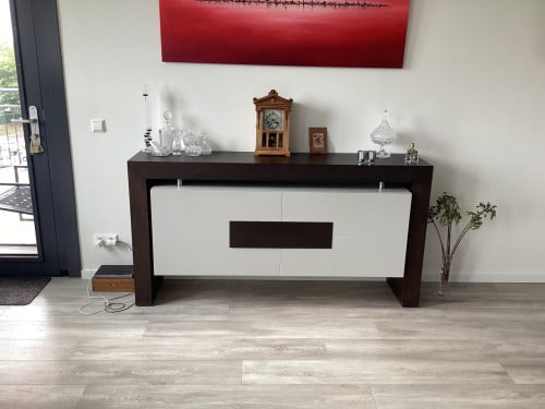 Design sidetable