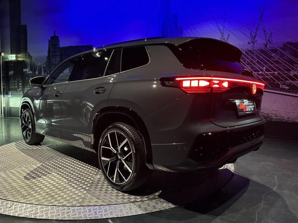 Volkswagen Tayron 1.5 ehybrid r-line edition *pano*keyless*blackstyle*