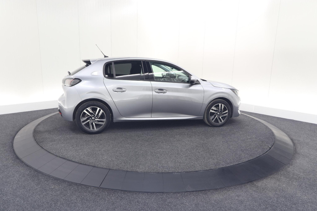 Peugeot 208 puretech 100 allure | camera | navigatie | apple carplay | park