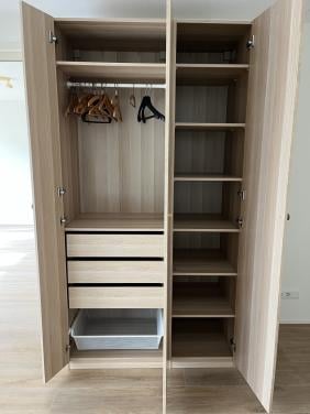 Kledingkast, 1 jaar oud