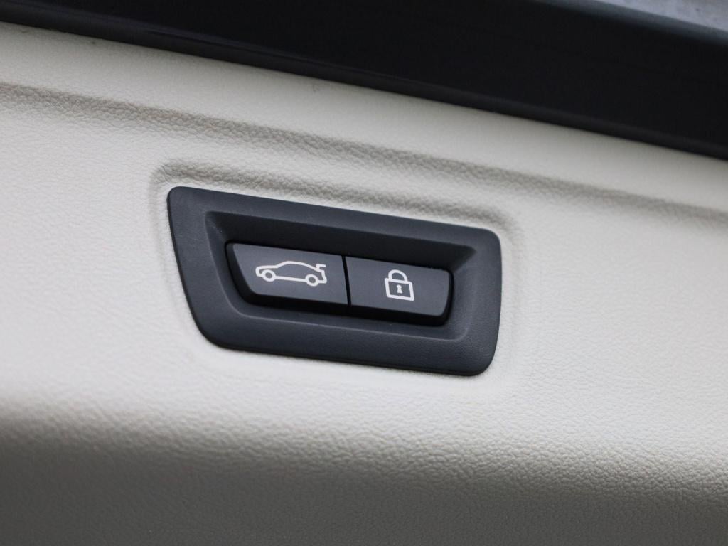 BMW 3-serie touring 330e edrive edition | automaat | lmv | leder | parkeer 