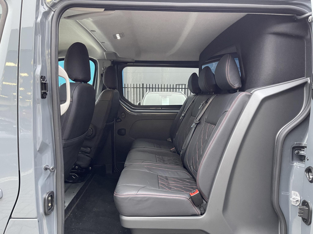 Nissan Primastar 2.0 dci l2h1 n-connecta black edition dubbel cabine 5-pers
