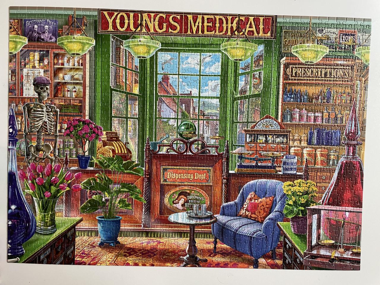 Falcon puzzel: The pharmacy shoppe 11334