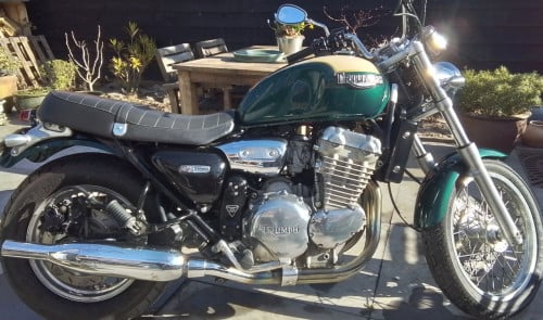 Triumph Thunderbird 900