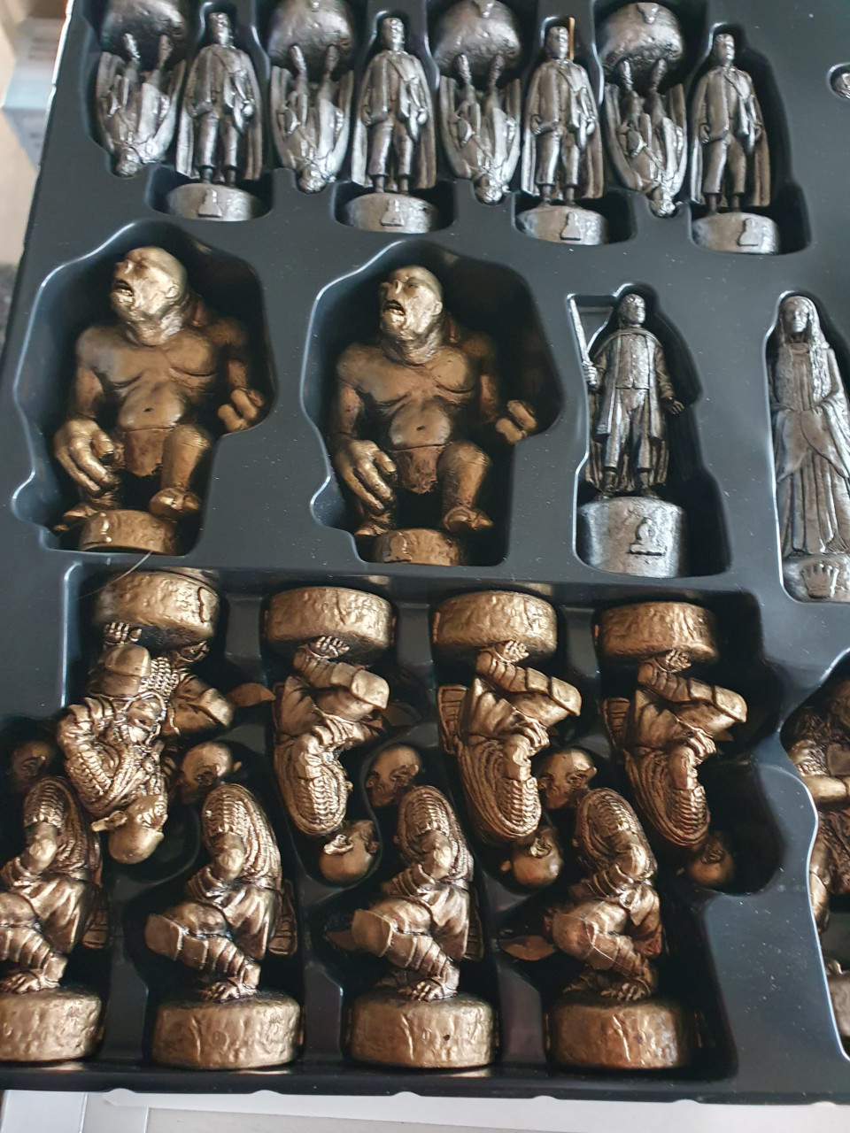 Prachtig compleet vintage Schaakspel LORD OF THE RINGS....