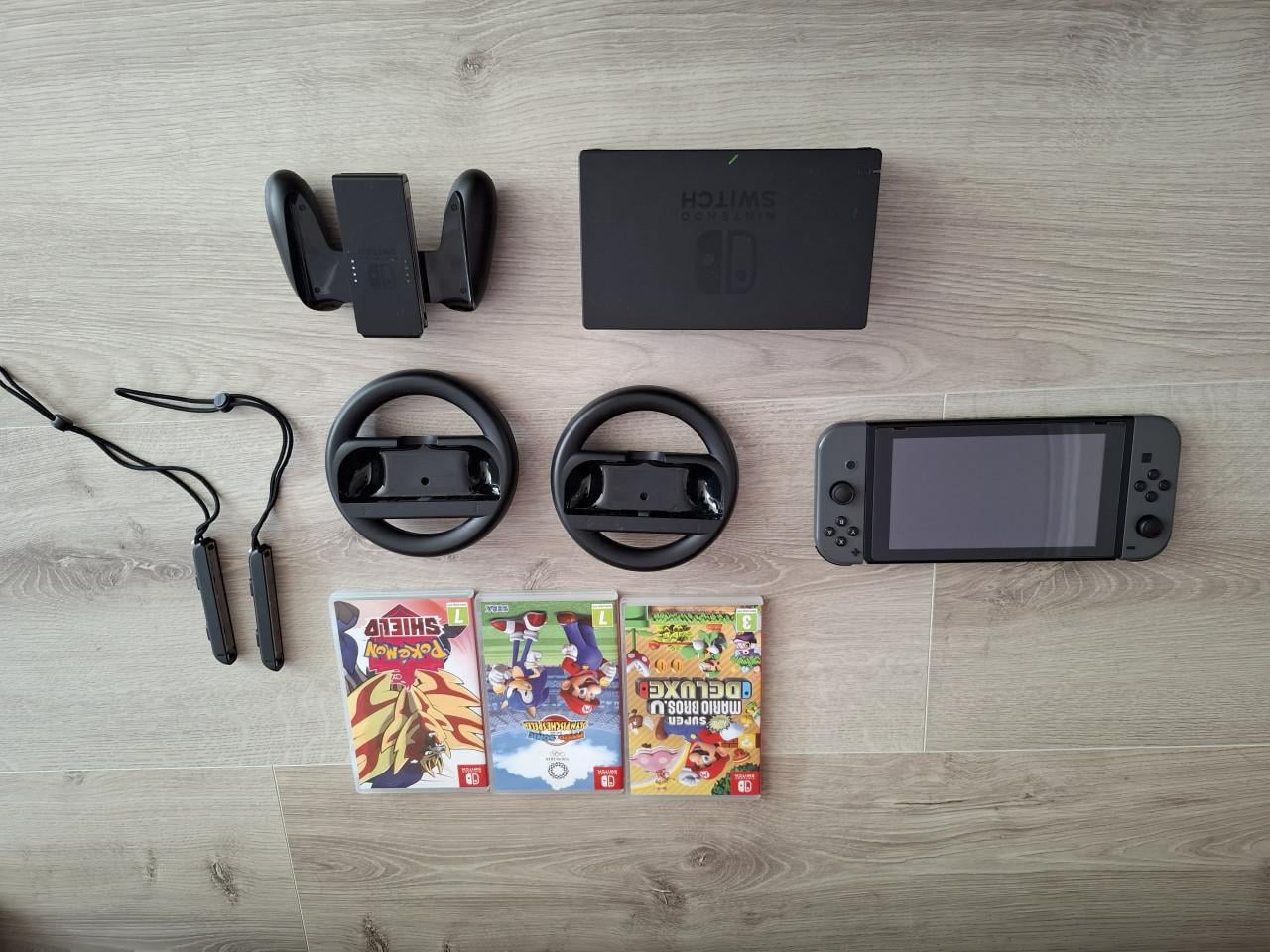 Nintendo Switch Grey