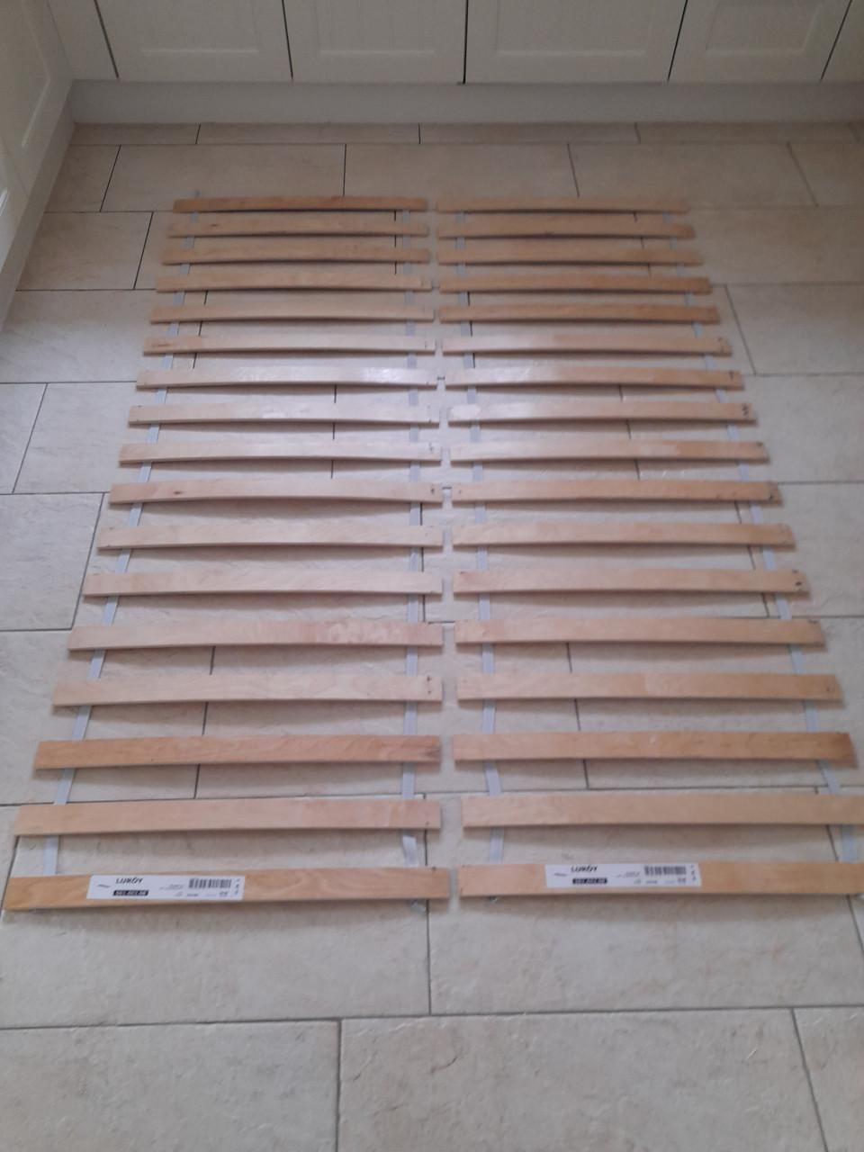 2 x 70 x 200 lattenbodems (in goede nette staat )