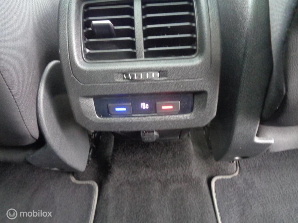 Volkswagen Touran 1.5 tsi comfortline business 7p/airco/pano/stoelverw/came