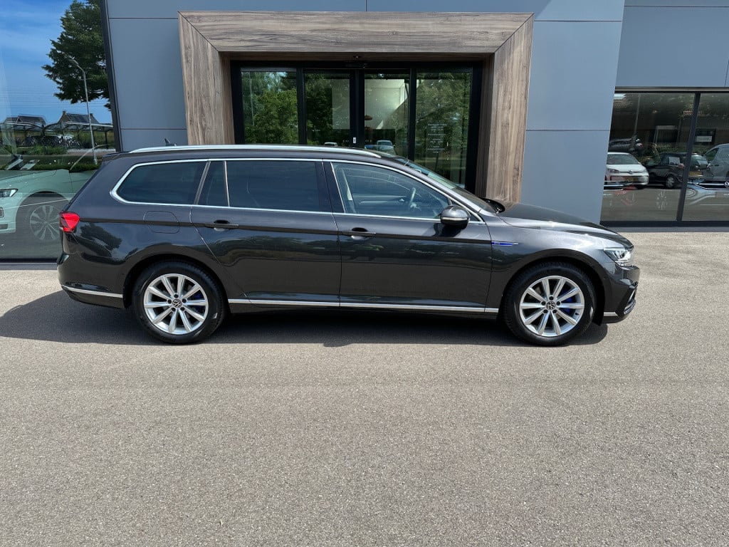 Volkswagen Passat variant 1.4 tsi phev gte | camera | dode hoek | navi | ca